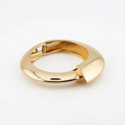 Bransoletka "Złoty Modernizm" – Sztywny Mankiet o Architektonicznej Formie