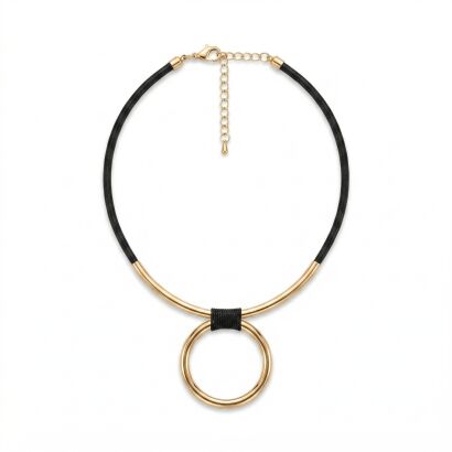 Naszyjnik "Złota Harmonia" – Skórzany Choker z Metalowym Okręgiem